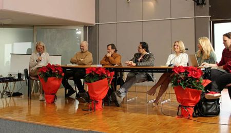 Παρουσιάστηκε στο Χολαργό το βιβλίο «Ηθοποιοί συγγραφείς» της Σύσσης Καπλάνη